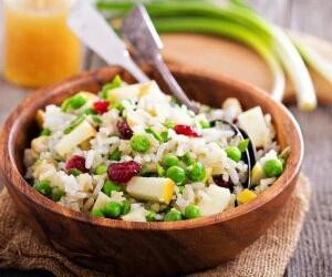 طرز تهیه غذا با نخود فرنگی (هم نونی هم برنجی)