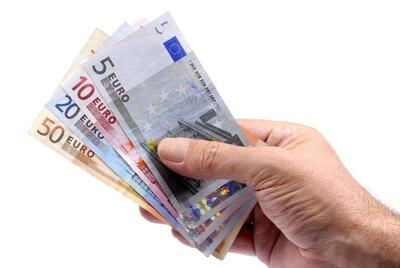 سازوکار انتقال ارز خارجی در مسیر ساماندهی/ شکل گیری یک نهاد مالی مجاز، مطالبه ملی است