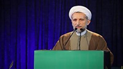 معلمان ارزش‌های میهن دوستی و دینی را تقویت کنند