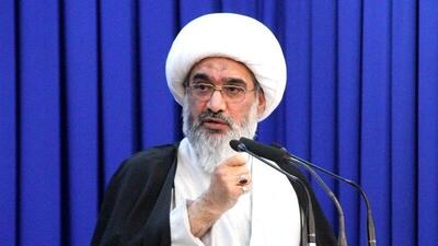 امام جمعه بوشهر: مسئولان به دغدغه‌های معلمان توجه ویژه کنند