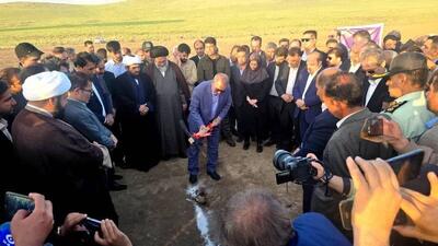کارخانه خودروهای هیبریدی برقی با اشتغال‌زایی  ۲ هزار نفر در مارگون کلنگ‌زنی شد