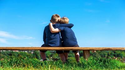 10 متن تبریک روز بزرگداشت دوستی به انگلیسی همراه با معنی