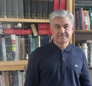 سخنان غیرعلمی غنی نژاد درباره کودتا / طرح آمریکا ؛بزرگنمایی حزب توده برای کودتا در ایران / تنزل علم در ابرروایت غنی نژاد