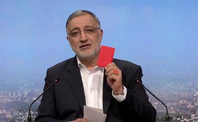 معمای بقای زاکانی در شهرداری تهران؛ بماند یا برود؟/ «صرف بودجه‌ برای هزاران بیلبورد سیاسی»/ «هیچ دوره‌ای تهران آنقدر شبیه عکس‌های زمان قاجار نشده بود»