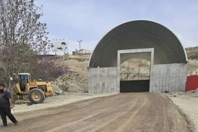 ساخت سوله ۲ هزار تنی نمک در جاده دماوند