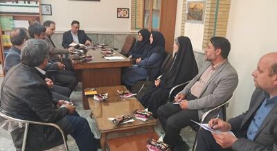 زنگ خطر کاهش جمعیت در زنجان/ اساتید و مسئولان گردهم آمدند