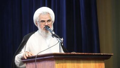 امام جمعه بندرعباس: کوتاهی داخلی، ریشه احتمالی آتش‌سوزی بندر شهید رجایی