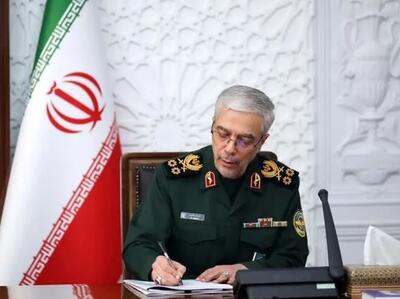 سرلشکر باقری به معلمان سراسر ایران تبریک گفت
