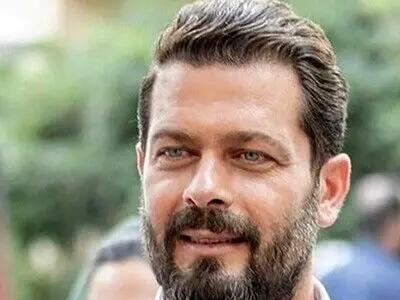 ببینید / بغض پژمان بازغی وقتی درباره شایعات زندگیش صحبت می‌کند