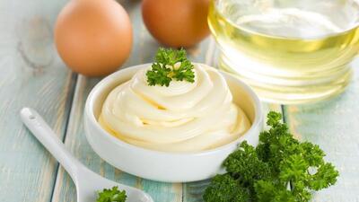 با این روش سس مایونز خانگی رو حرفه‌ای درست کن!