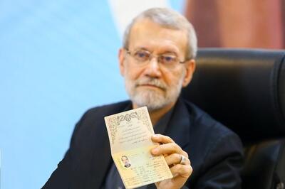 علی لاریجانی: زمان انتخابات من را رد کردند، صلوات فرستادیم و گفتیم از ما سلب شد/ بعد از انتخابات گفتند شما از بعضی از نمایندگان رد صلاحیت شده حمایت کرده‌اید، در حالی که نماینده ربطی به ما ندارد، در آخر هم اینکه ثبت و صحت این موضوع با مدیر و مدبر بودن چیست را متوجه نشدیم/ درباره مطالبی که بار اول [برای رد صلاحیت] گفتند شکایت کردیم، قوه قضائیه رسیدگی کرد و معلوم شد که کذب است