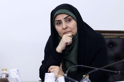 گناه همه سازمان‌ها و وزارتخانه‌ها را گردن وزیر راه انداخته‌اند