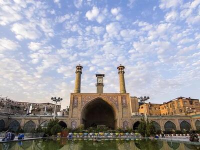 روایت یک استاد دانشگاه از تلاش‌ها برای تبدیل سرویس بهداشتی مسجد شاه به مغازه