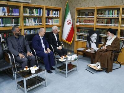 آیت‌الله علم‌الهدی: ورزش مانع انحراف نسل جوان است