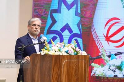 دانشجویان ایثارگر، «سلیمانی‌های» عرصه علم و اخلاق باشند