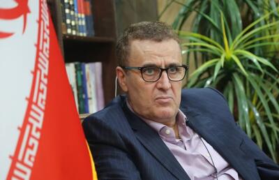 تلاش می‌کنیم ساختمان جدید بیمارستان امام (ره) بروجرد تا بهمن‌ماه تکمیل شود
