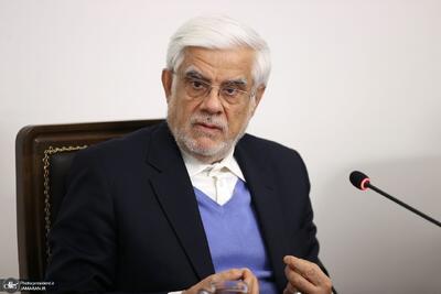 عارف: هرجا از قانون سوء‌استفاده شد بدون معطلی جلوگیری شود/ راهبرد دولت سرعت‌بخشی به امور همراه با شفاف‌سازی است/ تاخیر در همه حوزه‌های مرتبط با تولید باید به حداقل برسد