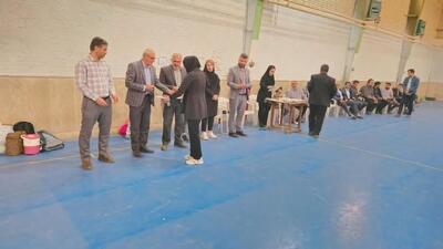 برگزاری مسابقات هندبال دختران چهارمحال و بختیاری در دهه کرامت