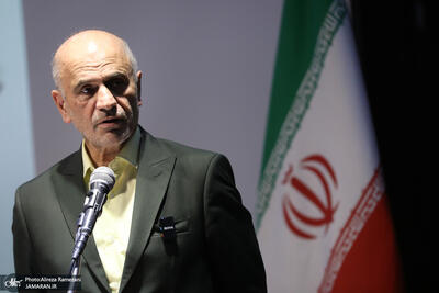 مومنی: یک نماینده گفت ۸۰% شرکت‌هایی که ارزشان را برنمی‌گردانند حاکمیتی و دولتی هستند/ تنش زدایی ۳۰ درصد مصارف ارزی را کاهش می‌دهد