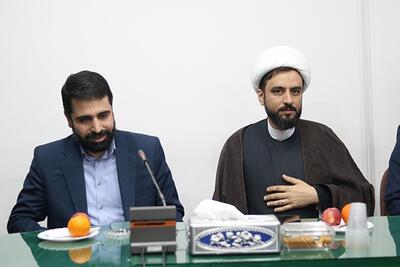 فضای مجازی یک نعمت بزرگ است و باید شکر آن را به جا آورد