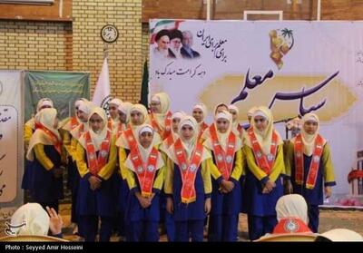 نواخته‌شدن زنگ سپاس معلم در 2000 مدرسه بوشهر+عکس - تسنیم