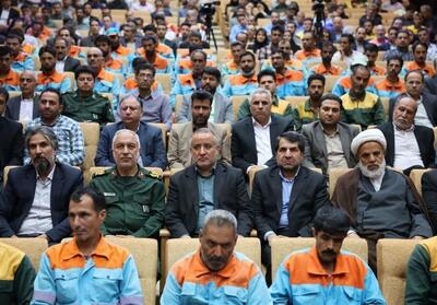 97 درصد کارگران خراسان جنوبی امنیت شغلی ندارند - تسنیم