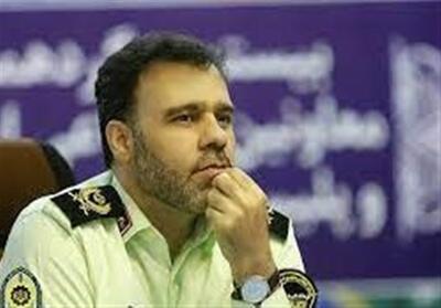 معلم، نشسته بر کرسی تعلیم شهروند قانونمدار - تسنیم