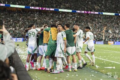 جام طلایی برای تیم طلایی یایسله؛ الاهلی عربستان قهرمان لیگ نخبگان آسیا شد