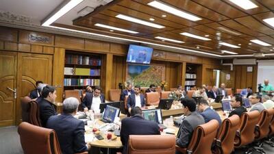 قاچاق سالیانه ۱۱ میلیارد دلار به اقتصاد ایران ضربه می‌زند