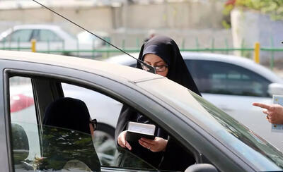 ارسال پیامک‌های «بدحجابی»؛ قانون یا غیرقانونی ؟