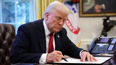 مدیر اطلاعات ملی آمریکا درباره درز یافتن اطلاعاتی در خصوص مخالفت «ترامپ» برای همراهی با اسرائیل علیه ایران: ترامپ بارها صراحتا گفته هدف او درباره تهران اول از همه این است که این کشور سلاح هسته‌ای تولید نکند یا به آن دست پیدا کند