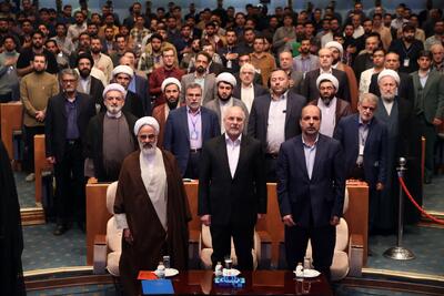 قالیباف:  رویکردهای افراطی و تفریطی را در نگاه به علوم‌انسانی اسلامی کنار بگذاریم
