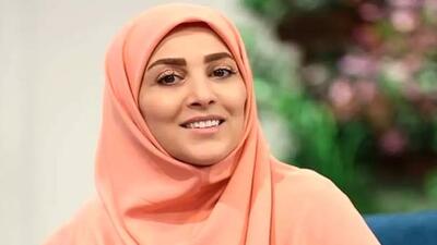 خبر روز | ژیلا صادقی مجری جنجالی صدا و سیما با صورت نچرال | گلی شی