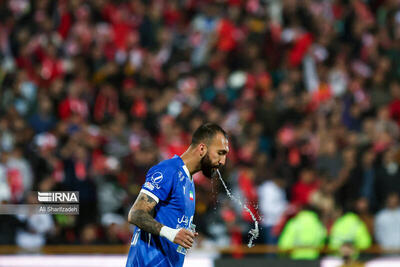 پوپولیسم در فوتبال ایران؛ استقلال و پرسپولیس قربانی «مدیریت سکویی»