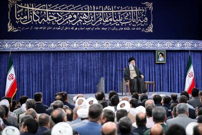 رهبر انقلاب: حادثه انفجار بندر شیهد رجایی حقیقتاً حادثه‌ تلخی بود