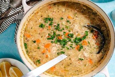 طرز تهیه سوپ مرغ و برنج لیمویی، سوپی دلچسب و آسان