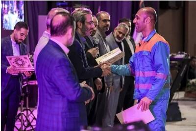 تجلیل از ۳۵۰ سبزبان‌ و پاکبان نمونه در جشن بزرگ کار و کارگر