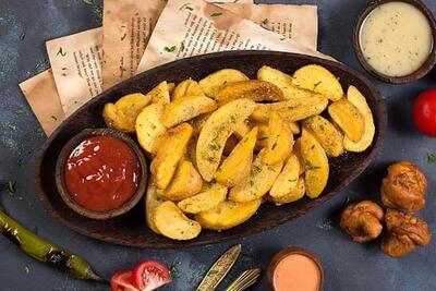 طرز تهیه سیب زمینی مخصوص کافه ای