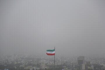 تداوم وزش باد شدید و خیزش گردوخاک در تهران