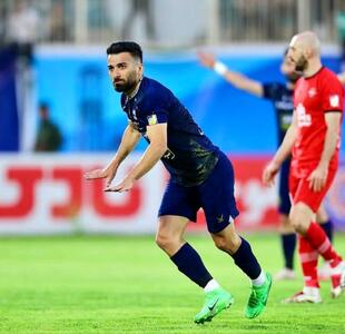 هافبک گل‌زن چادرملو به پرسپولیس لینک شد