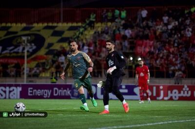 واکنش تند پیشکسوت پرسپولیس به حرکات موزون بیرانوند