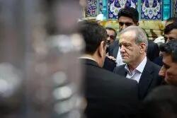 تشرف پزشکیان به حرم مطهر حضرت فاطمه معصومه(س)+ عکس
