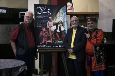 انتقاد از غربزدگی بعضی از هنرمندان