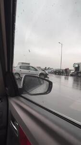 لحظه هولناک تصادف ۲۰۶ هنگام تماشای یک تصادف دیگر + فیلم