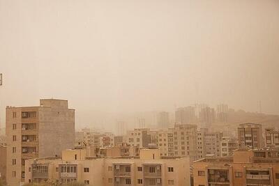 توده گرد و غبار، مهمان ناخوانده این روزها در کرمانشاه+فیلم