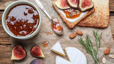 صبحانه‌ای لوکس و خانگی | مربای انجیر و گردو؛ ترکیبی دلپذیر برای شروع روز