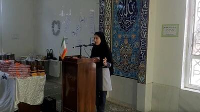 شاهنامه خوانی دانش آموز پایه هشتم شهر چغابل به مناسبت هفته معلم + فیلم