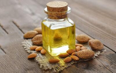 با روغن بادام پیری خود را به تعویق بندازید