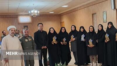 تجلیل فرمانده هوانیروز اصفهان از معلمان