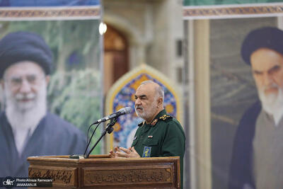 سرلشکر سلامی از آیت‌الله نوری همدانی عیادت کرد+تصویر